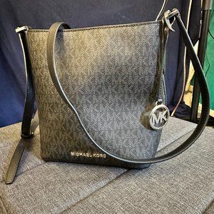 Michael Kors Logo Shoulder Bag